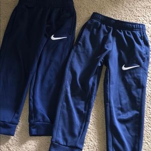 Nike jogger pants for toddlers.
